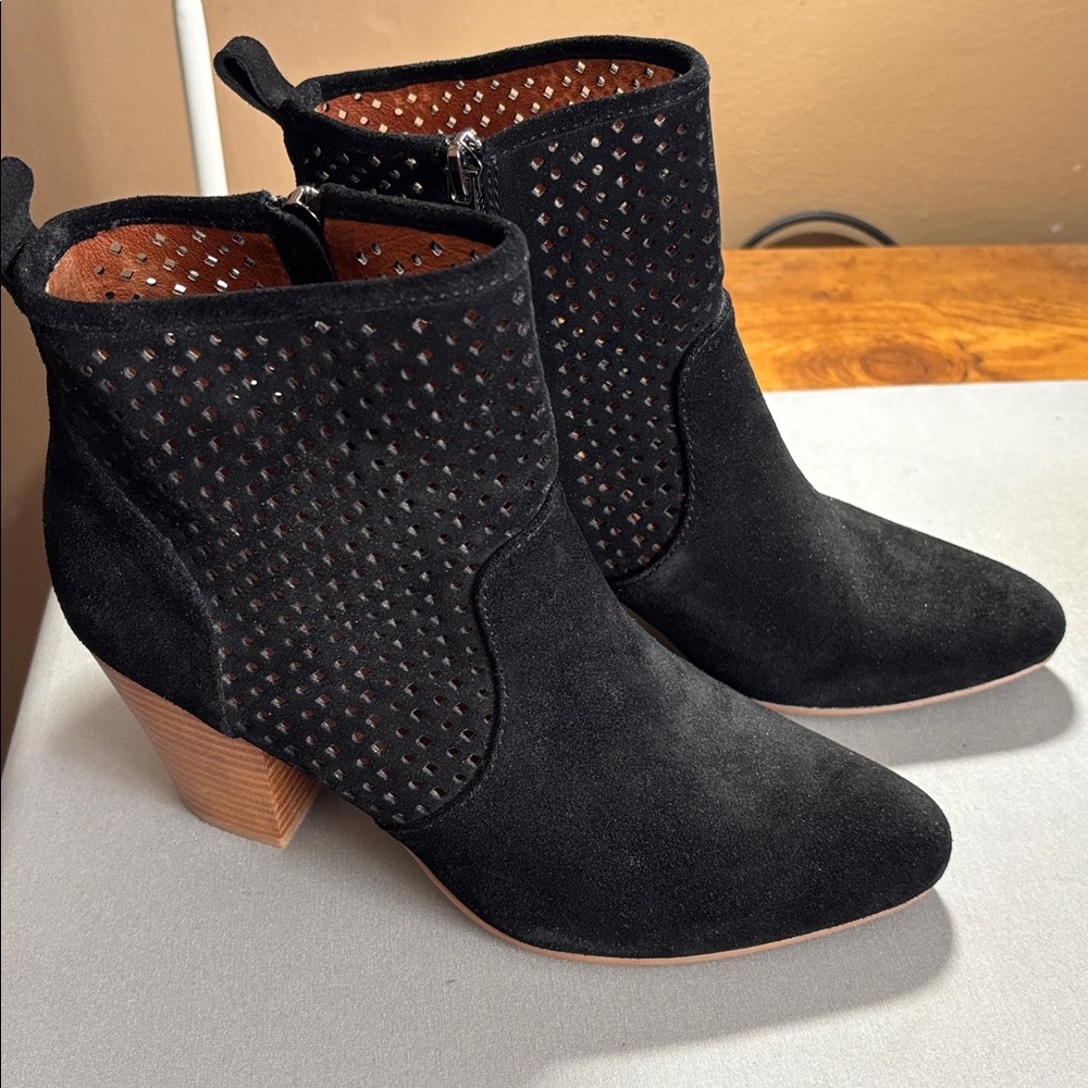 Matiko Black Suede Ankle Booties—Size 37